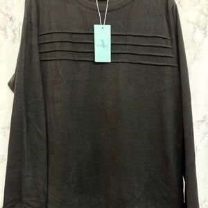 New Wiholl Black Long Sleeve Top with Pintuck Detail